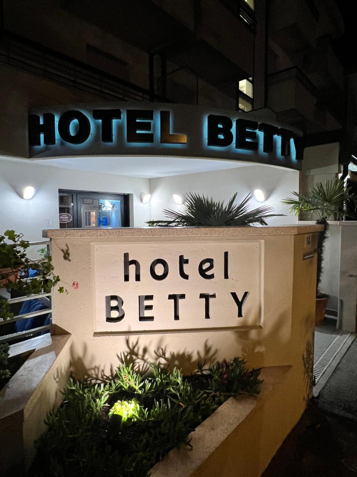 Hotel Betty Rimini Eksteriør bilde
