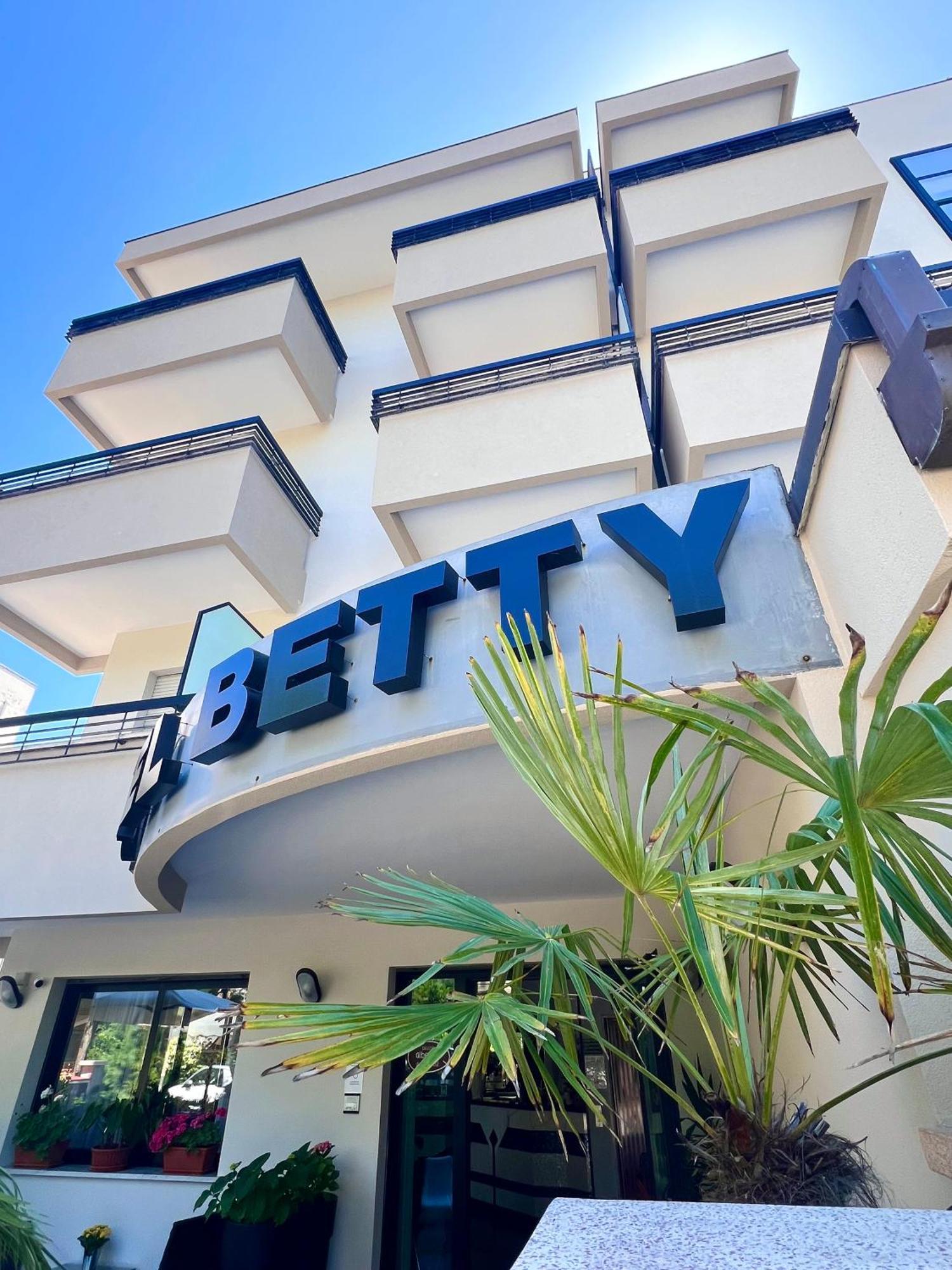 Hotel Betty Rimini Eksteriør bilde